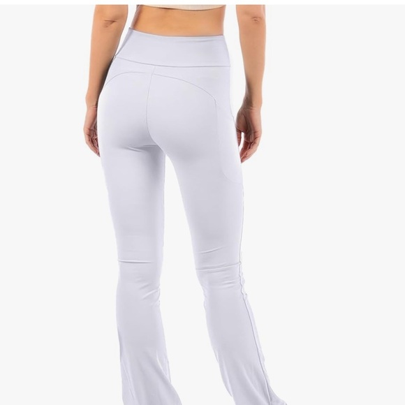 White Flare yoga pants size 1X NWT - Picture 3 of 7